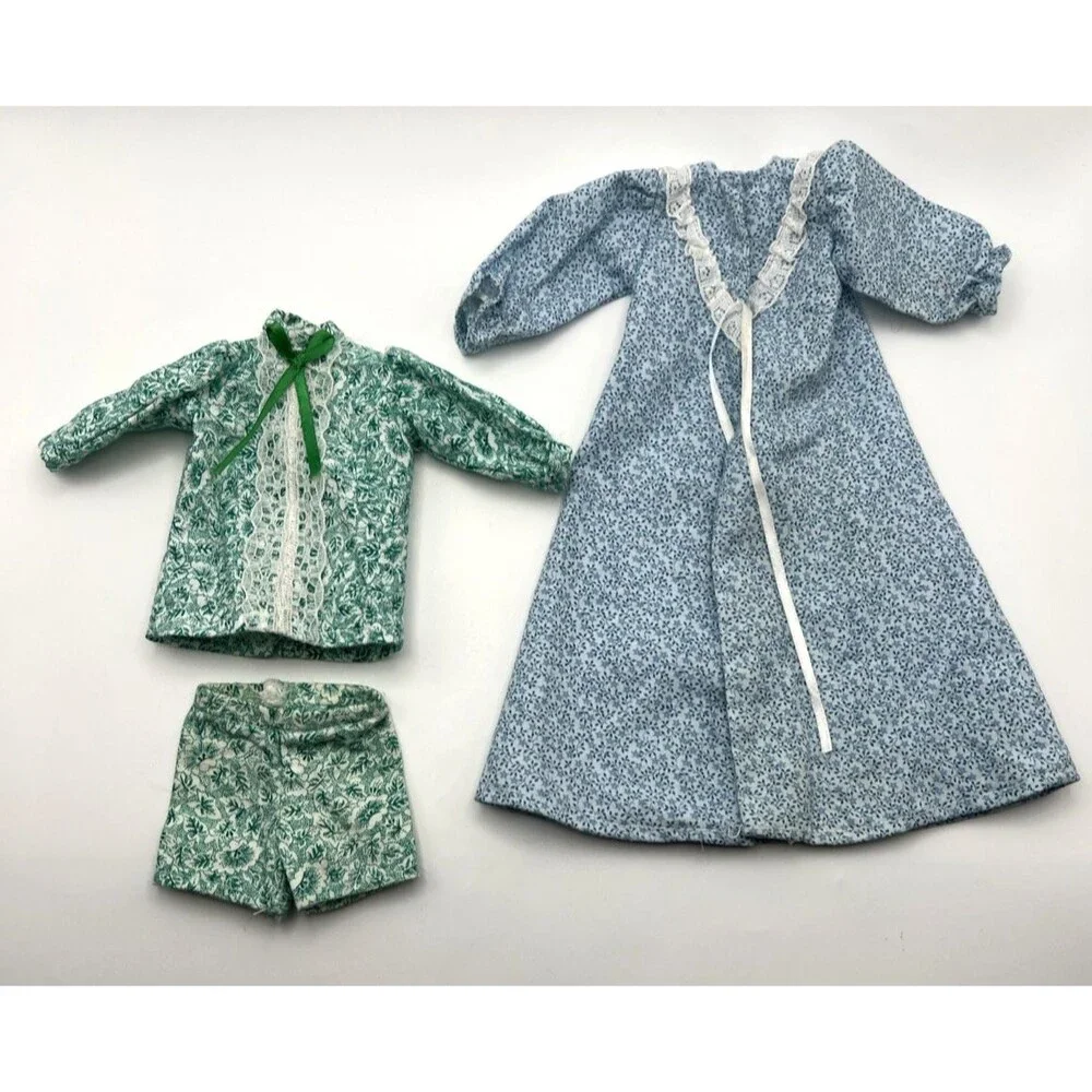 Barbie 1960's Teal Pajamas W/White Lace Trim and Blue Robe/Housecoat